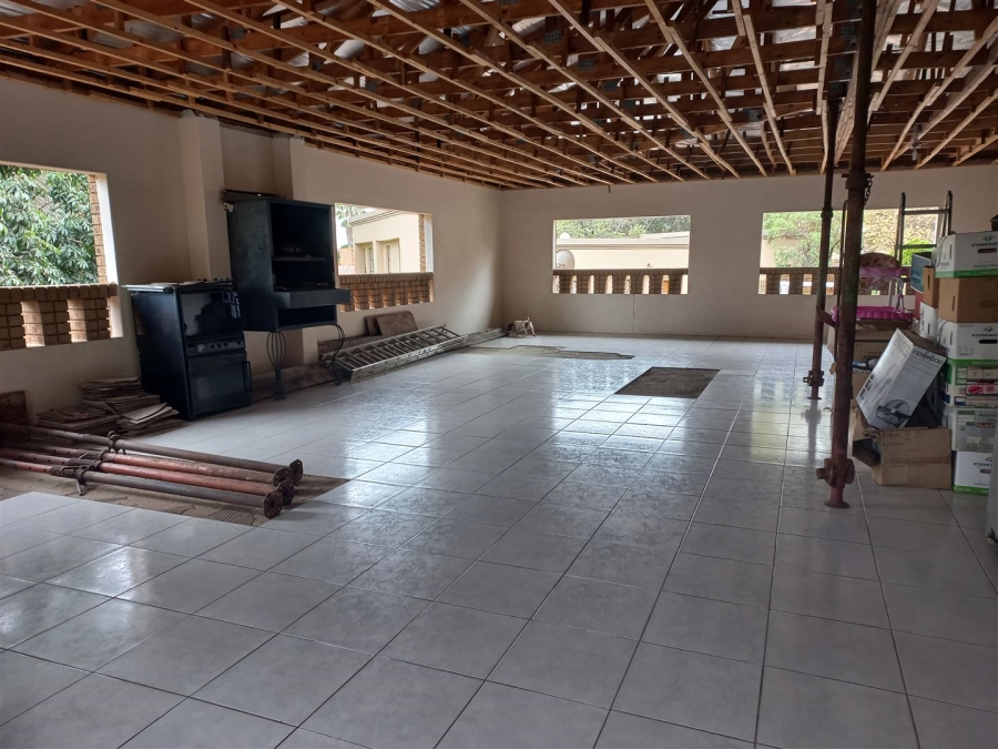 5 Bedroom Property for Sale in Cashan North West